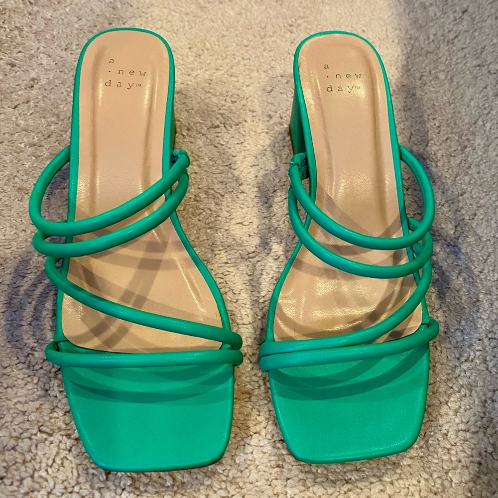 Target a new day sandals